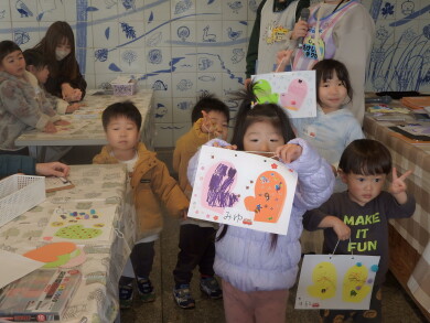 福冈小孩专科学校"是积极活动☆kodomonno杜冷的冬天，并且在世界"做一副原创的手套吧！